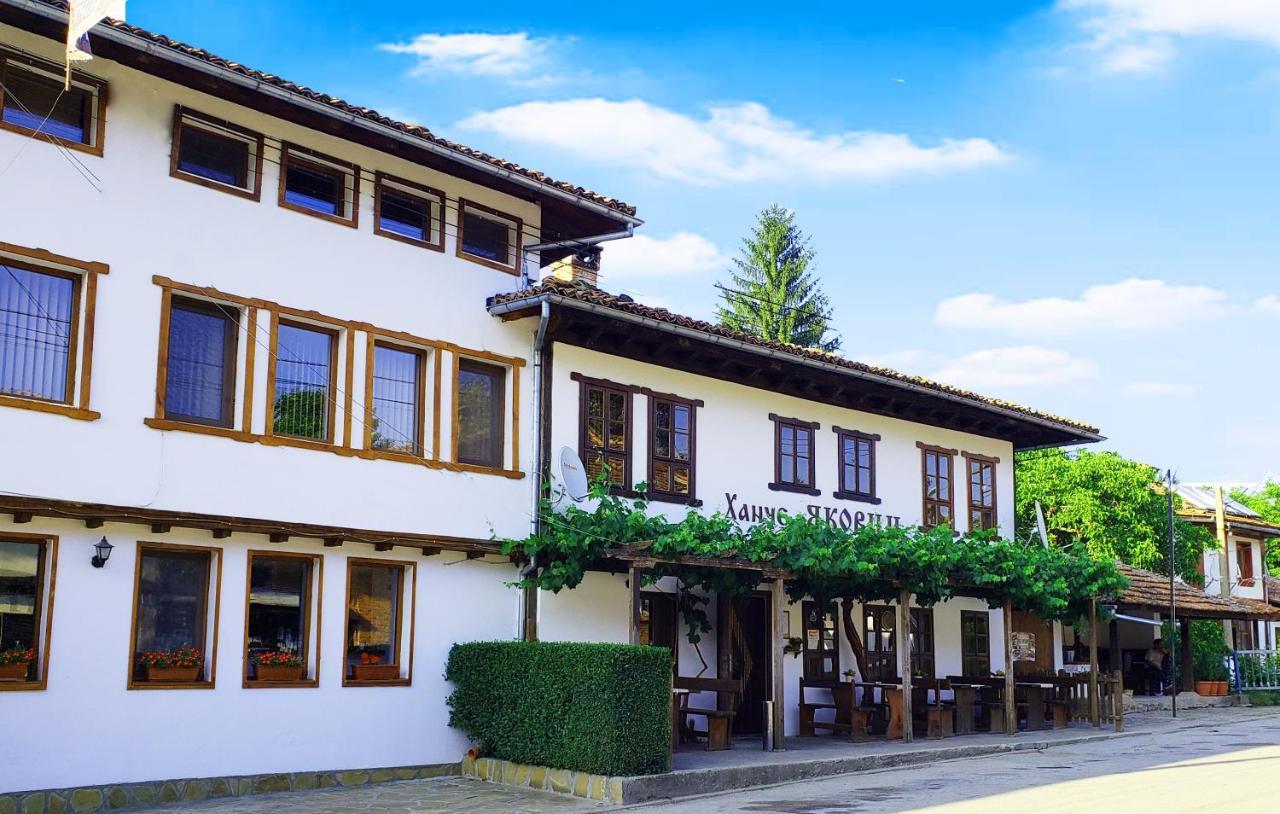 Yakovtsi Inn Exteriör bild